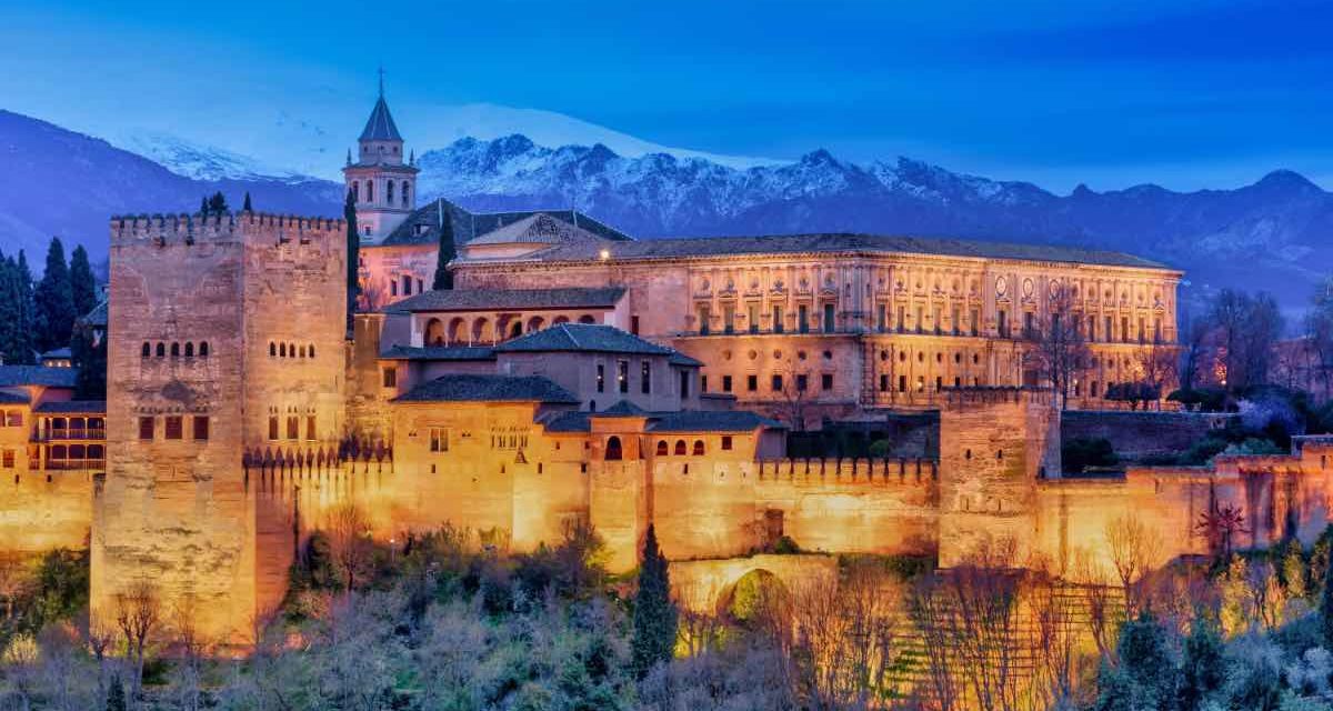 Die Alhambra: Reiseführer und Aktuelles